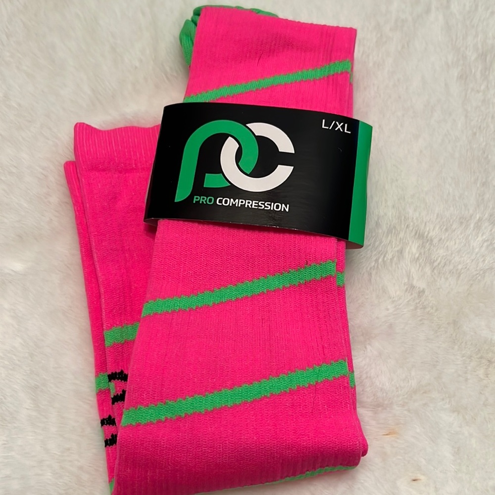 Pro Compression marathon compression socks - neon pink swirl -